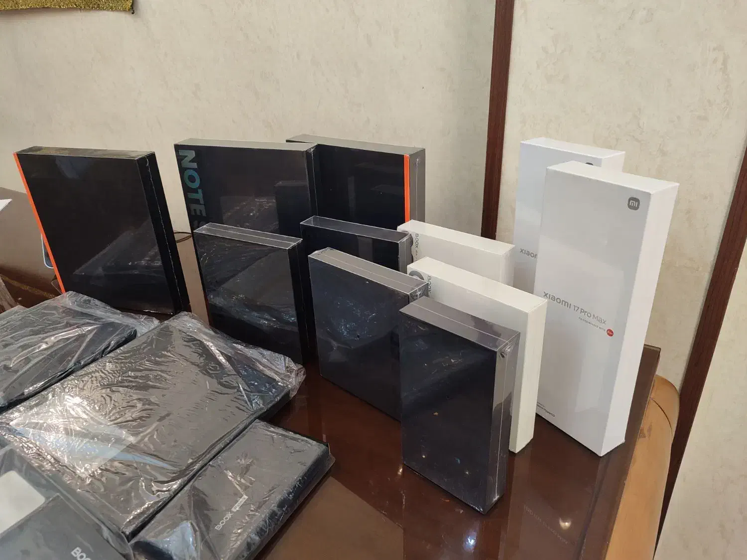 گوشی پرچمدار شیائومی 17promax 16gb 512 Xiaomi|موبایل|تهران, جردن|دیوار