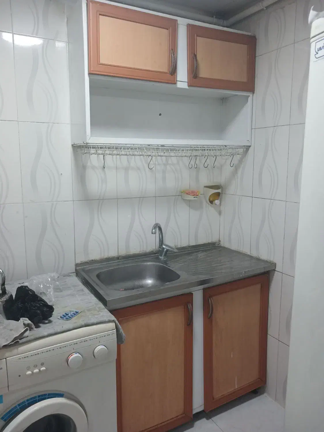 آبچکان و سینک|آب‌چکان و نظم‌دهنده ظروف|دورود, |دیوار