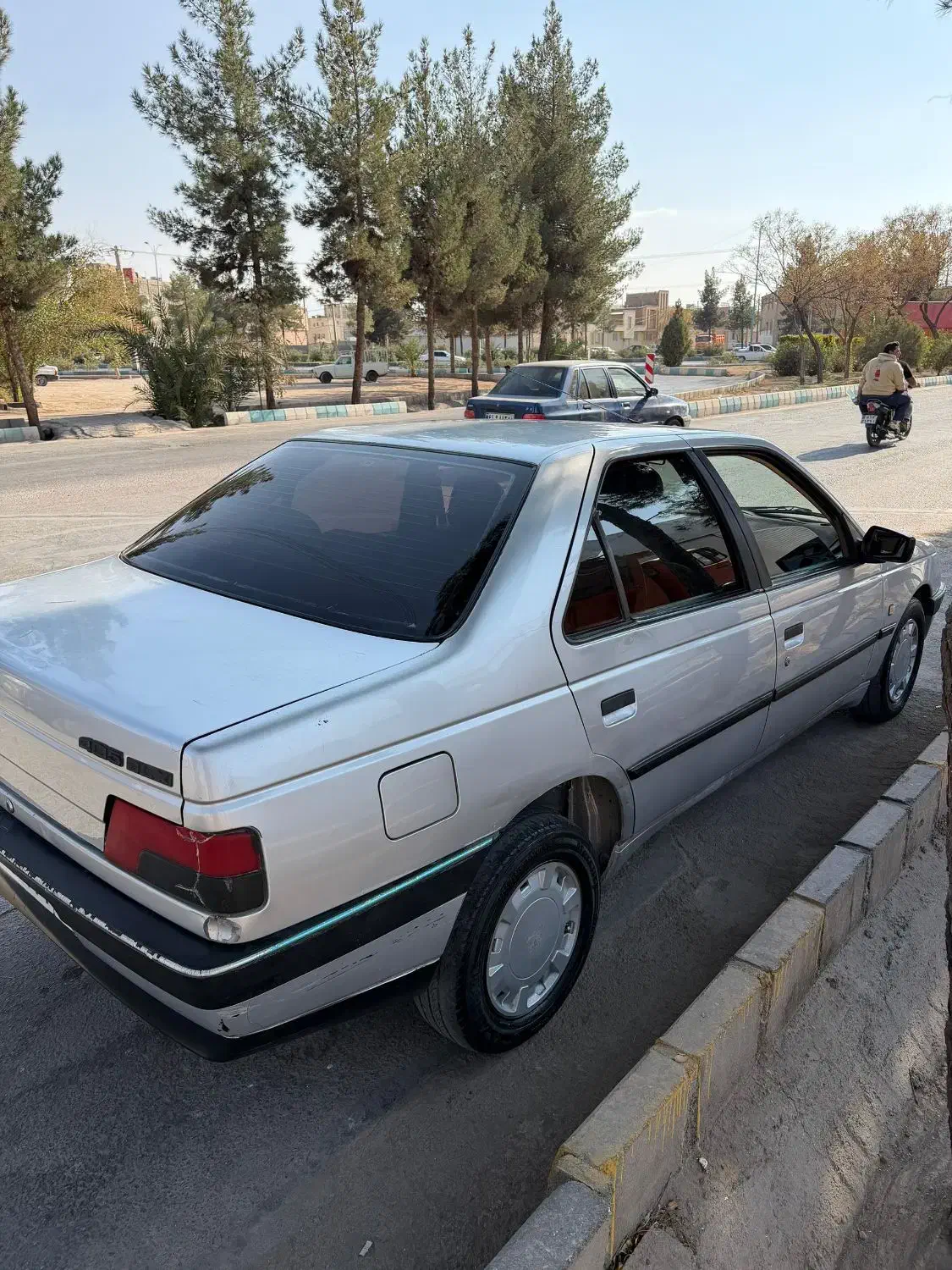 پژو ۴۰۵ دوگانه کارخانه مدل ۹۶|خودرو سواری و وانت|کرمان, |دیوار