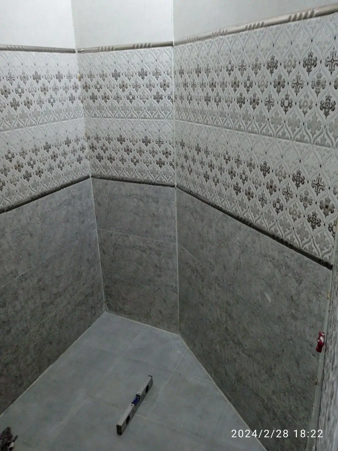 نصب کاشی وسرامیک|خدمات پیشه و مهارت|بندر امام خمینی, |دیوار