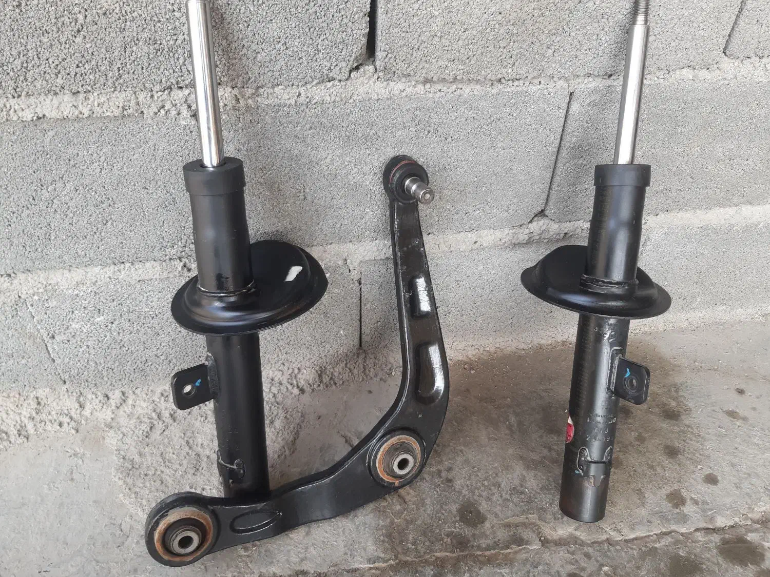 تعمیر گاه جلوبندی انواع خودروهای ایرانی و خارجی|خدمات پیشه و مهارت|مرودشت, ابوذر جنوبی|دیوار