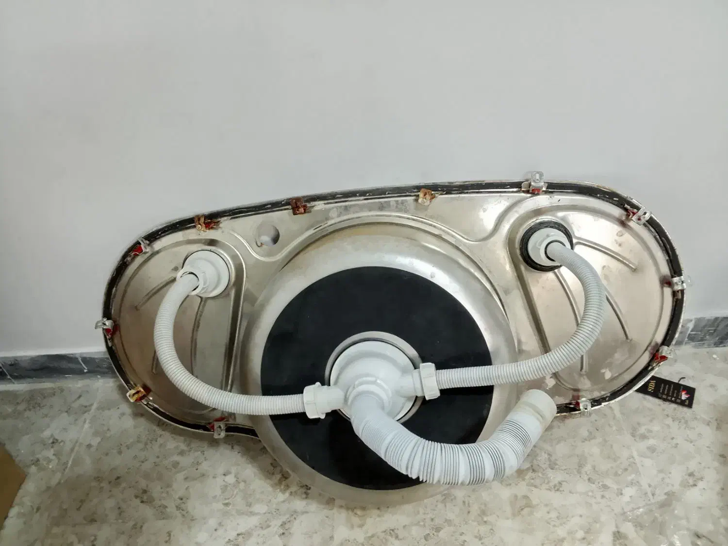 سینگ ظرفشویی دست دوم|آب‌چکان و نظم‌دهنده ظروف|طبس, |دیوار