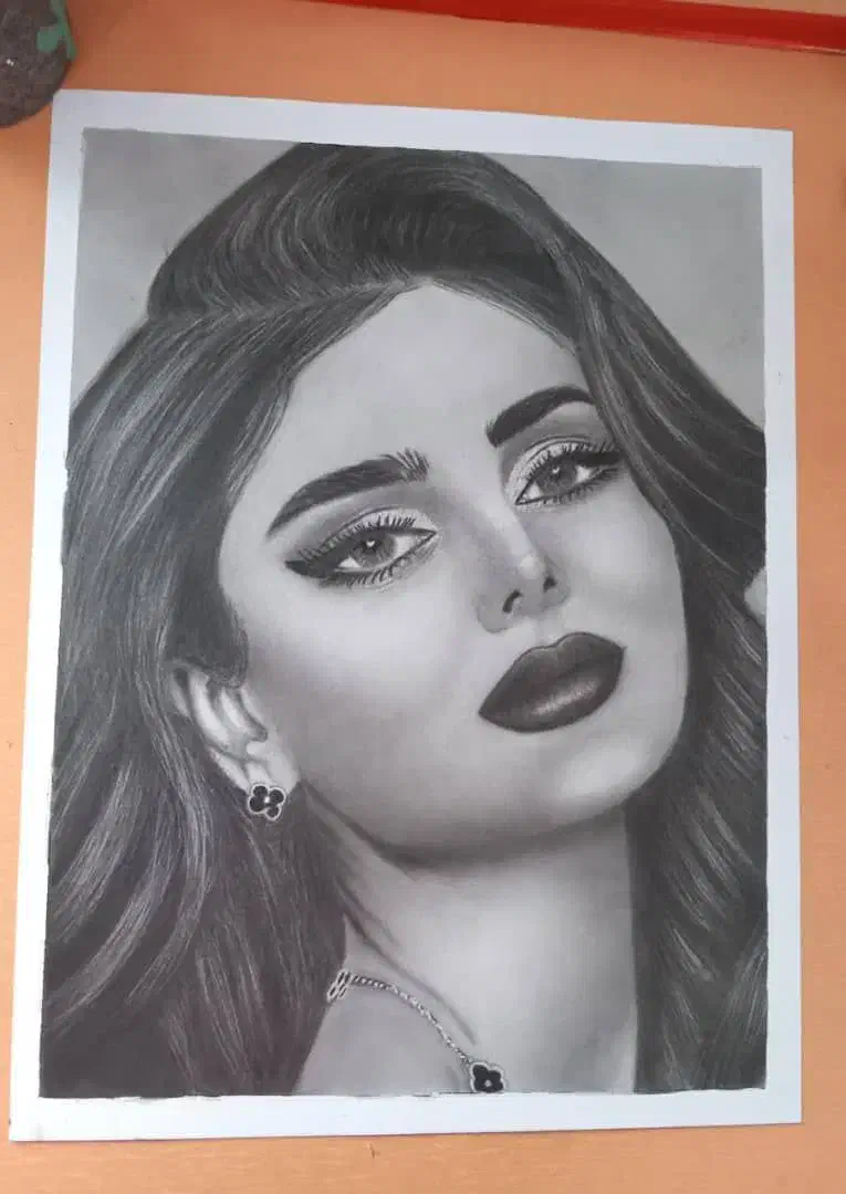 نقاشی چهره سیاه قلم و دیوار کوب با قیمت های مناسب|تابلو، نقاشی، عکس|دوگنبدان, |دیوار