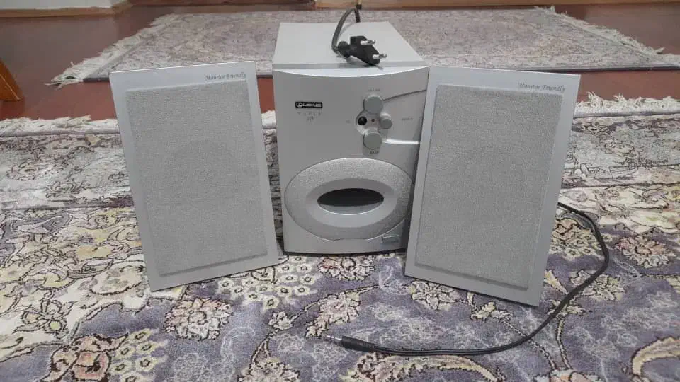 بلندگو AUXخور (لکسوز)|سیستم صوتی خانگی|پرند, فاز ۵|دیوار