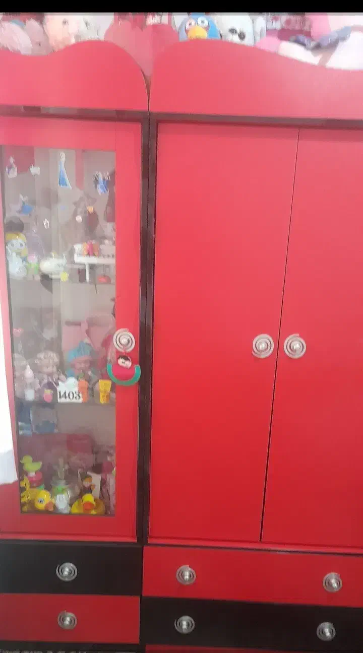 کمد بچه سلام و تمیز دو تیکه بدون هیچ خط خوردگی|اسباب و اثاث بچه|تهران, امام زاده حسن|دیوار