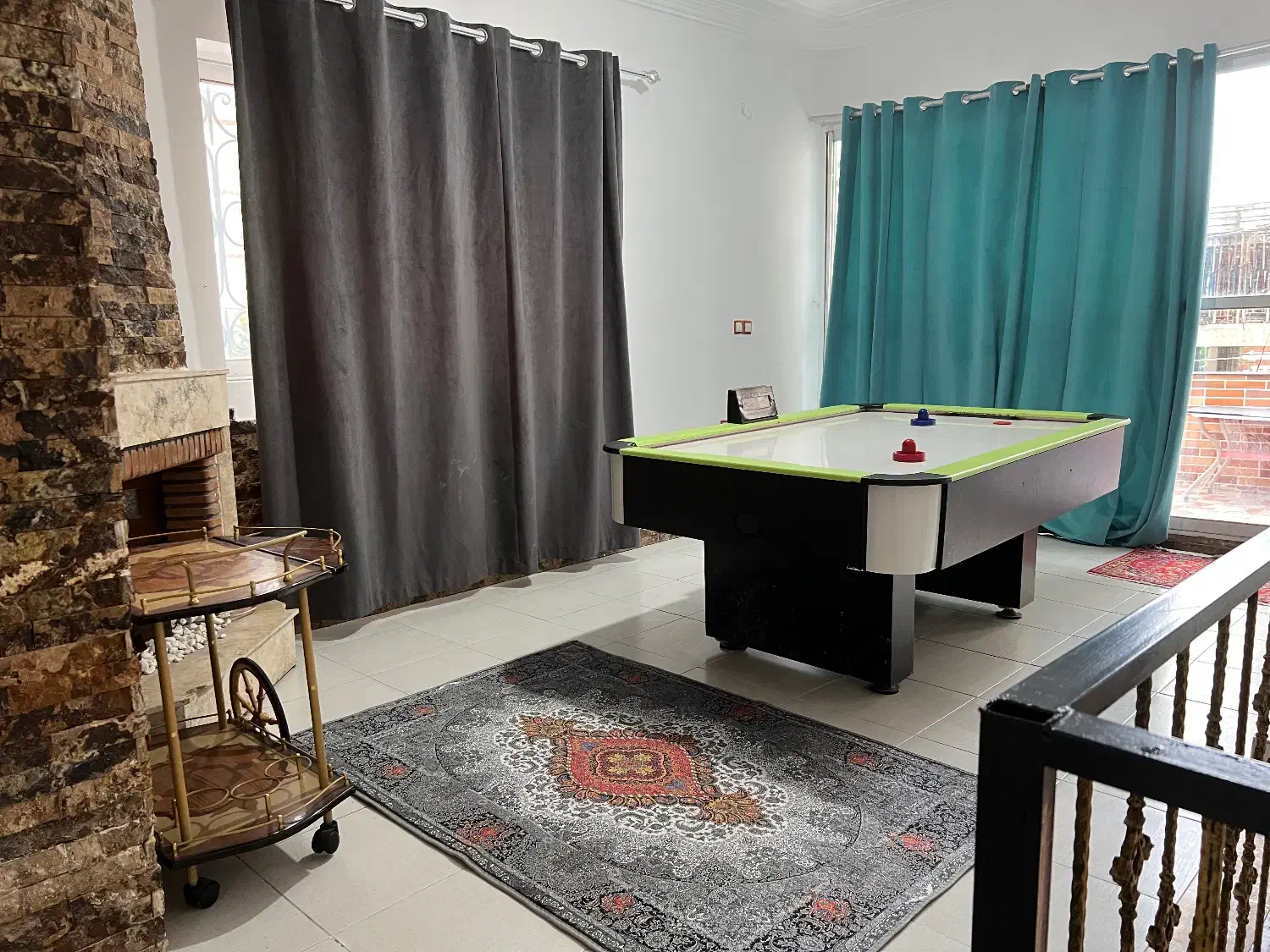 تمیز کاری ویلا اجاره ای|استخدام سرایداری و نظافت|سرخرود, |دیوار