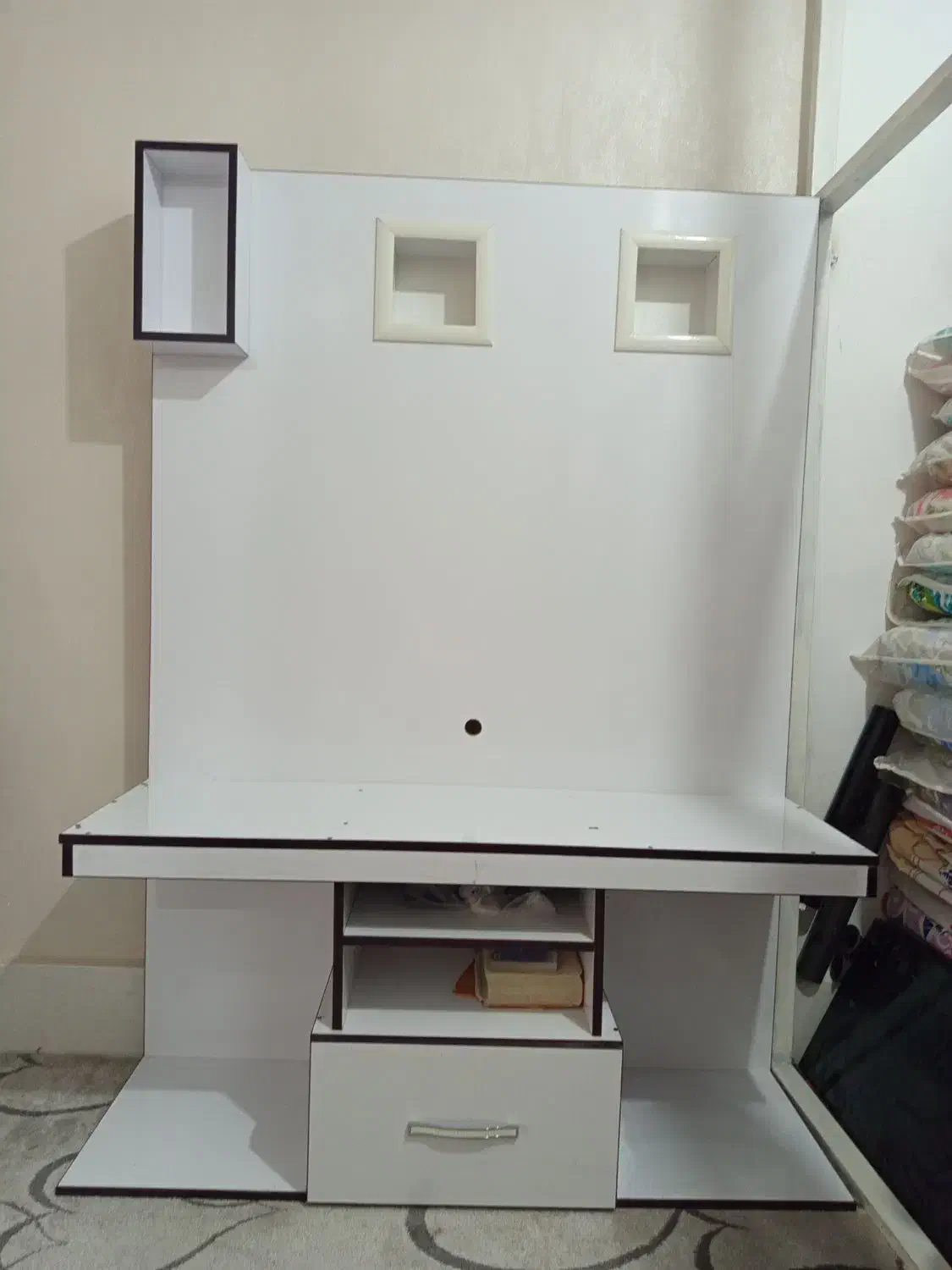 میز|میز تلویزیون|لامرد, |دیوار