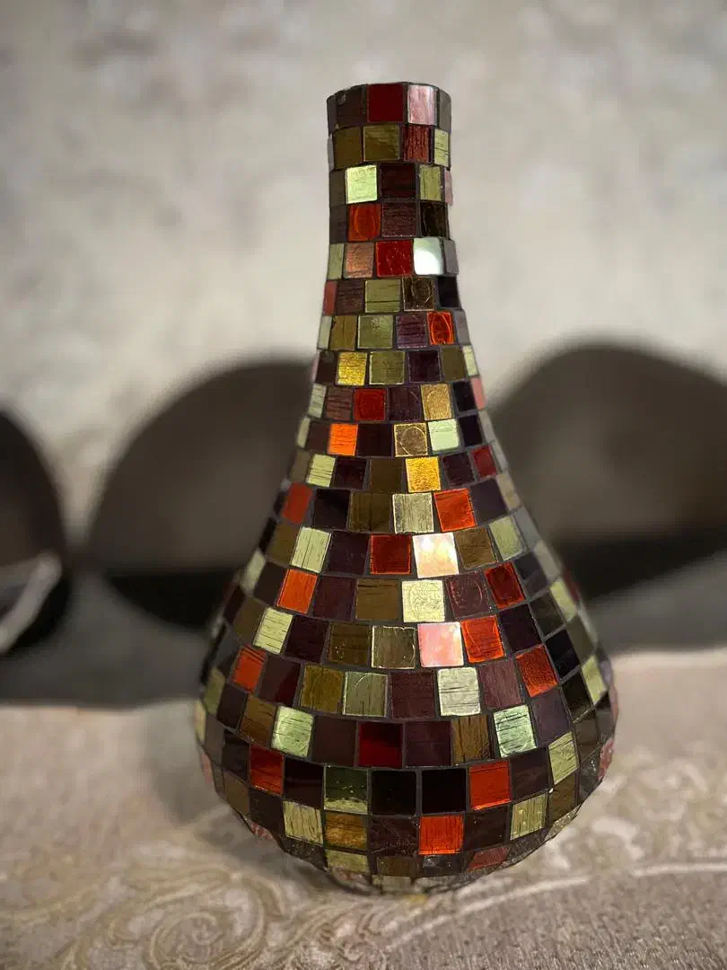 گلدان|کلکسیون اشیاء عتیقه|رشت, سعدی (تختی)|دیوار