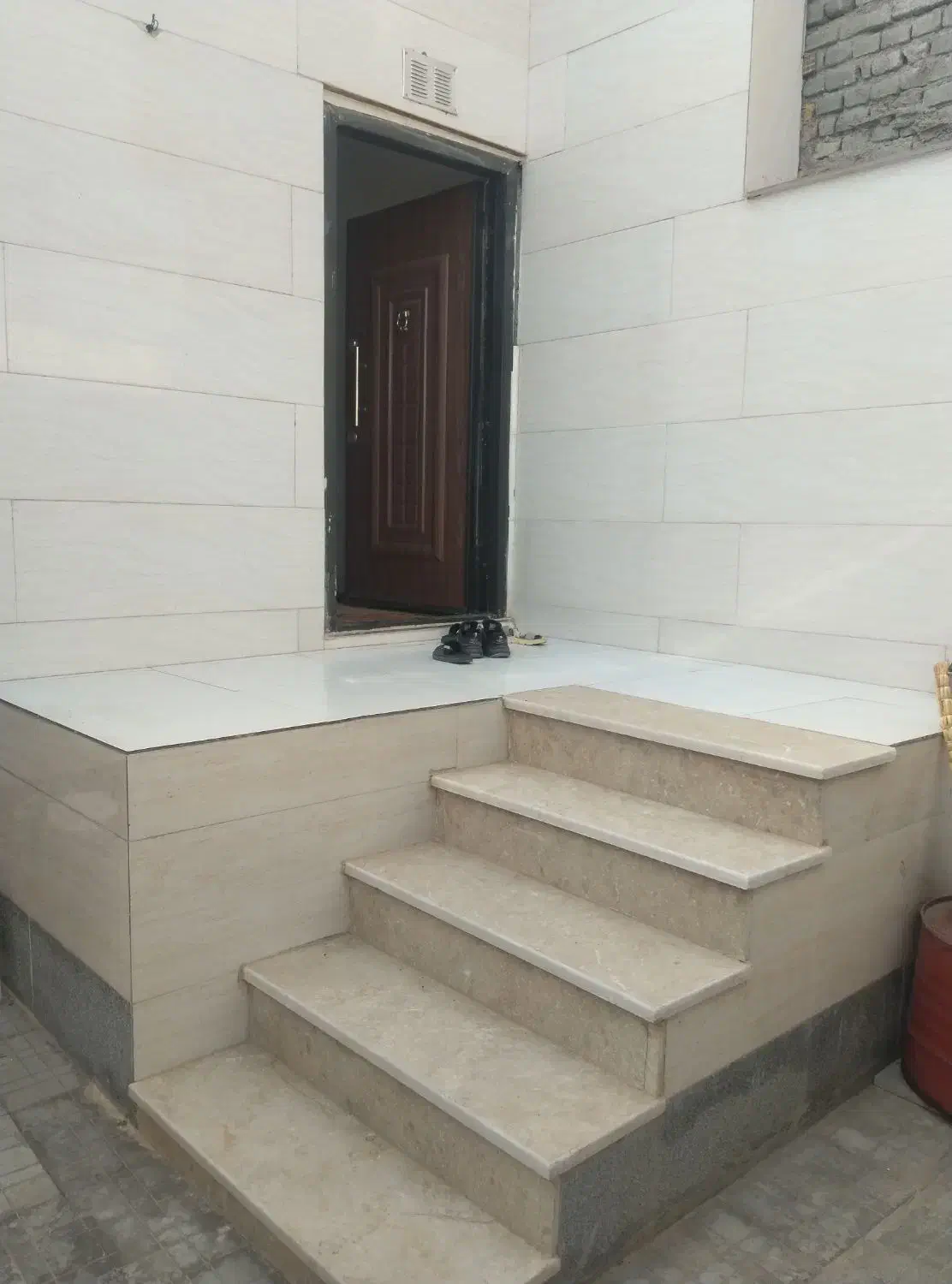 منزل ویلایی جنوبی پنج قواره به خیابان اصلی|فروش خانه و ویلا|سبزوار, غرب نیروگاه|دیوار