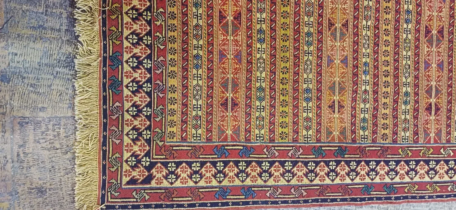 گلیم سوزنی  دستبافت|گلیم، جاجیم، گبه|شیراز, بازار|دیوار