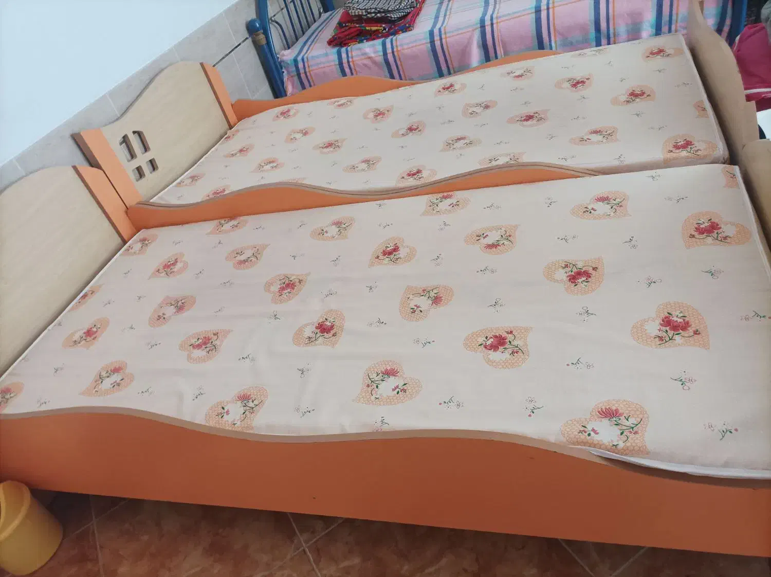 تخت خواب نوجوان|تخت و سرویس خواب|حبیب آباد, |دیوار