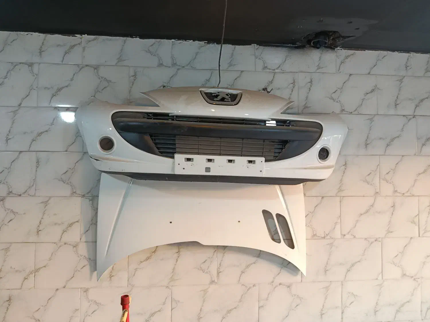 سپر۲۰۷کاپوت۲۰۶تابلونئون چراغ۳۲۳چراغ۲۰۶قالپاق پیکان|قطعات یدکی و لوازم جانبی|اصفهان, مهدی آباد|دیوار