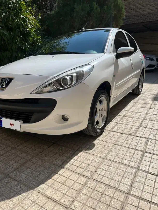 پژو ۲۰۷ اتوماتیک مدل ۱۴۰۳|خودرو سواری و وانت|اصفهان, خانه اصفهان|دیوار