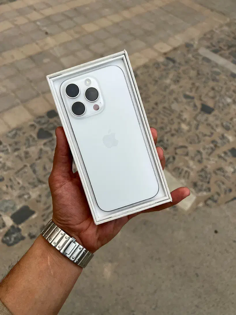 16pro 256/Zaa silver %99|موبایل|یزد, |دیوار