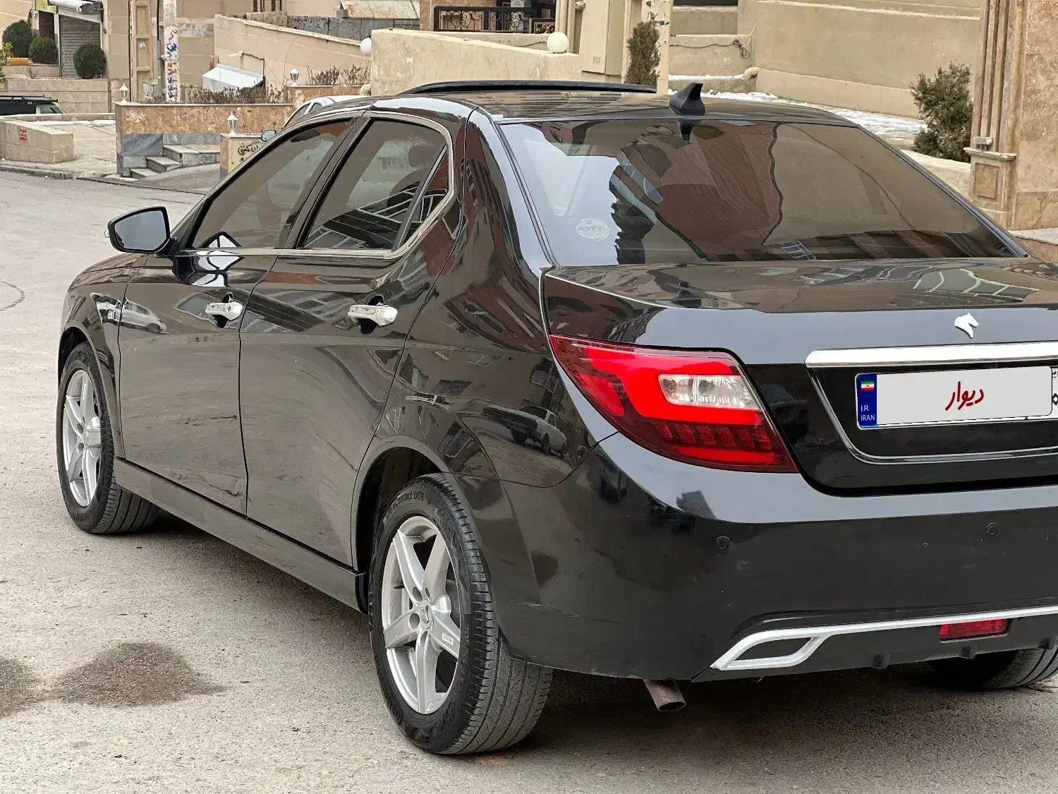 دنا اتوماتیک مدل ۱۴۰۱ بی رنگ|خودرو سواری و وانت|ارومیه, |دیوار