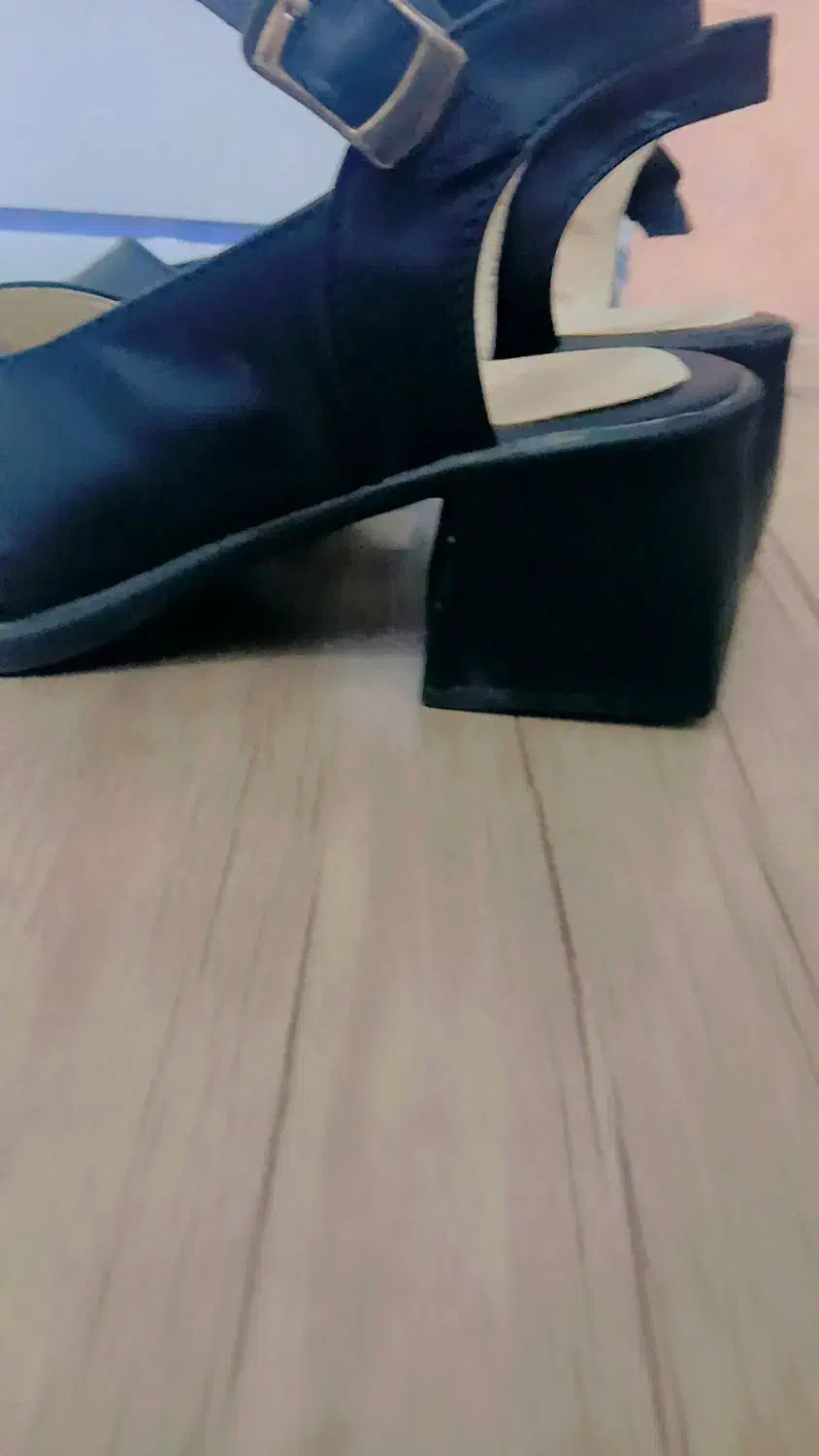 کفش ودمپایی|کیف، کفش، کمربند|بهبهان, |دیوار