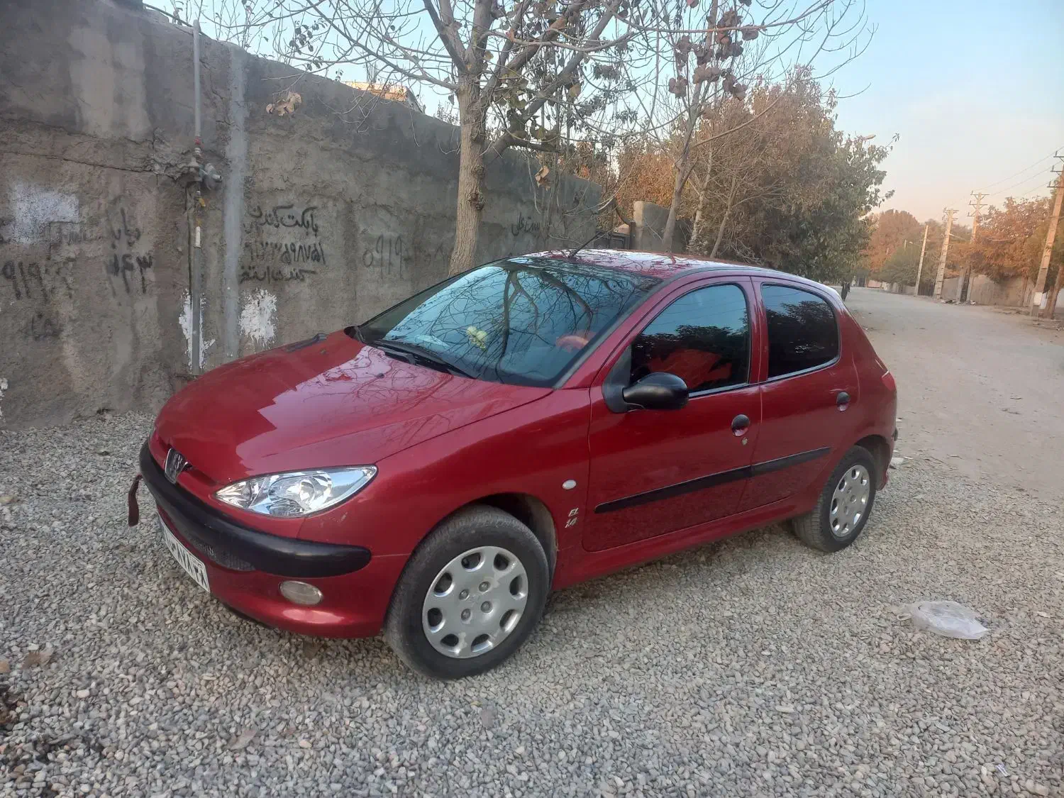 ۲۰۶ بی رنگ|خودرو سواری و وانت|چهارباغ, |دیوار