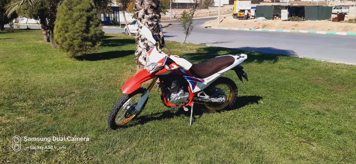 تریل برمودا ۲۵۰|موتورسیکلت|خرم‌آباد, |دیوار