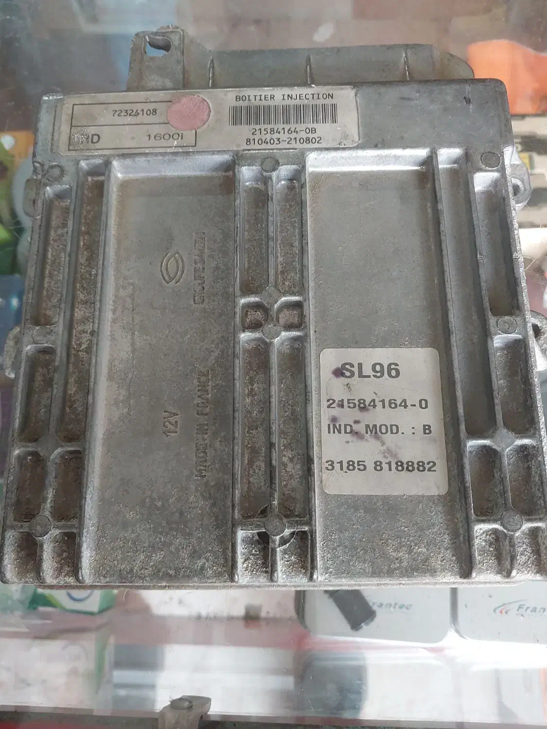 ای سی یو ECU|قطعات یدکی و لوازم جانبی|اندیشه, اندیشه فاز ۱|دیوار