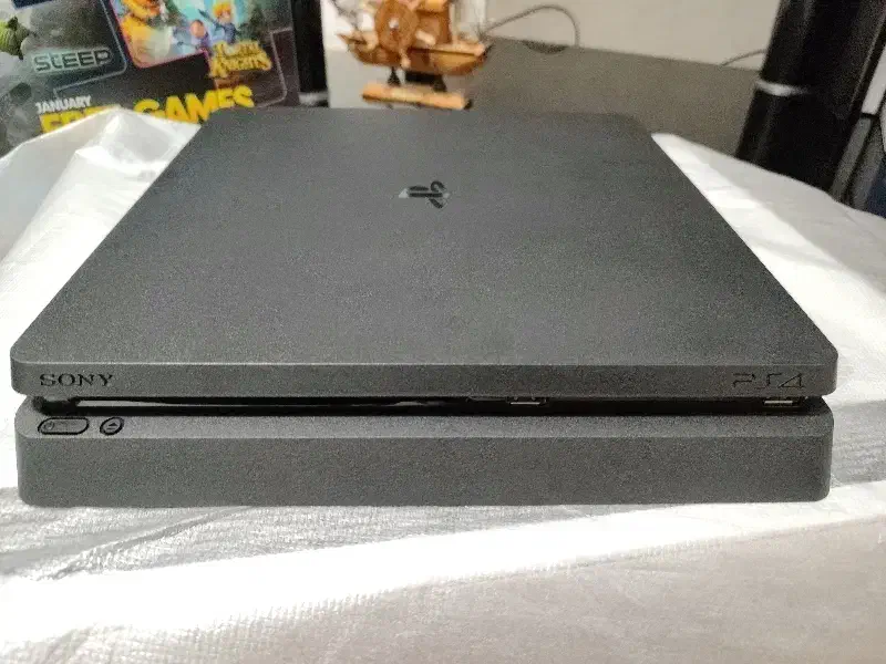 ps4 slim1tra|کنسول، بازی ویدئویی و آنلاین|رودهن, |دیوار