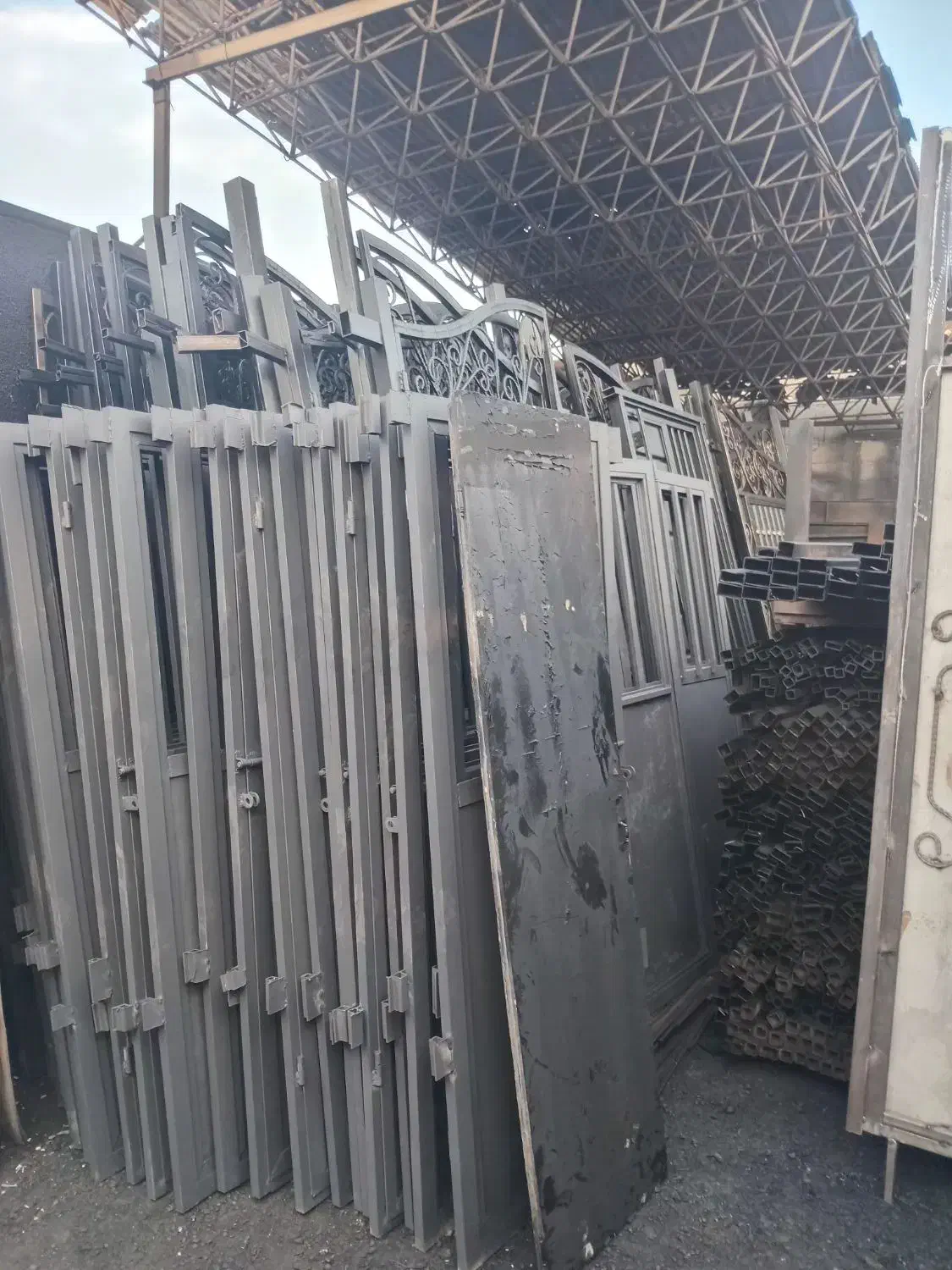 استخدام جوشکار|استخدام صنعتی، فنی، مهندسی|تالش, هشتپر|دیوار