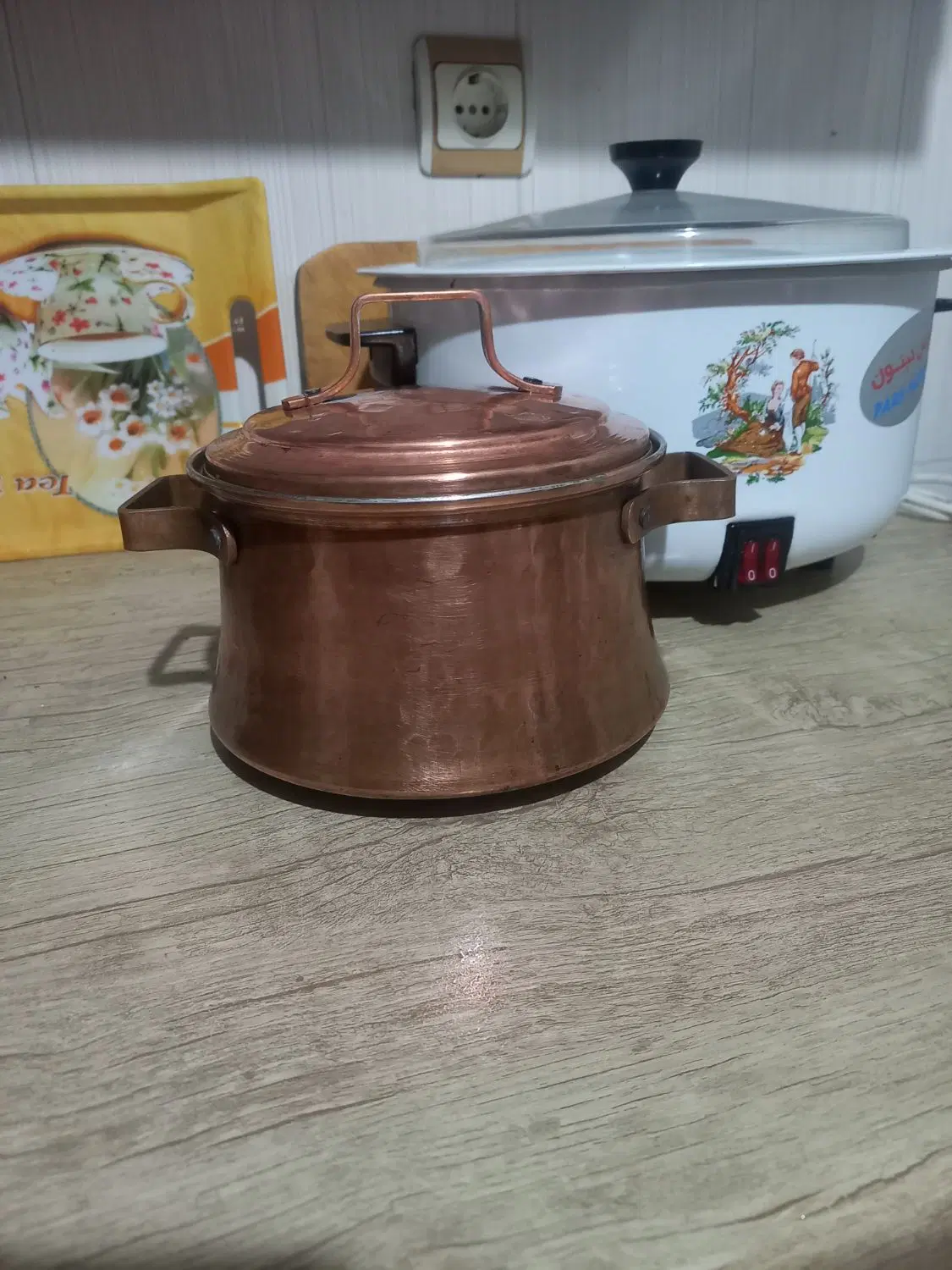 دیگ مسی|ظروف پختوپز|رودسر, |دیوار