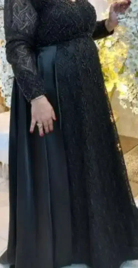 پیراهن مجلسی|لباس|رشت, پاره بیجار|دیوار