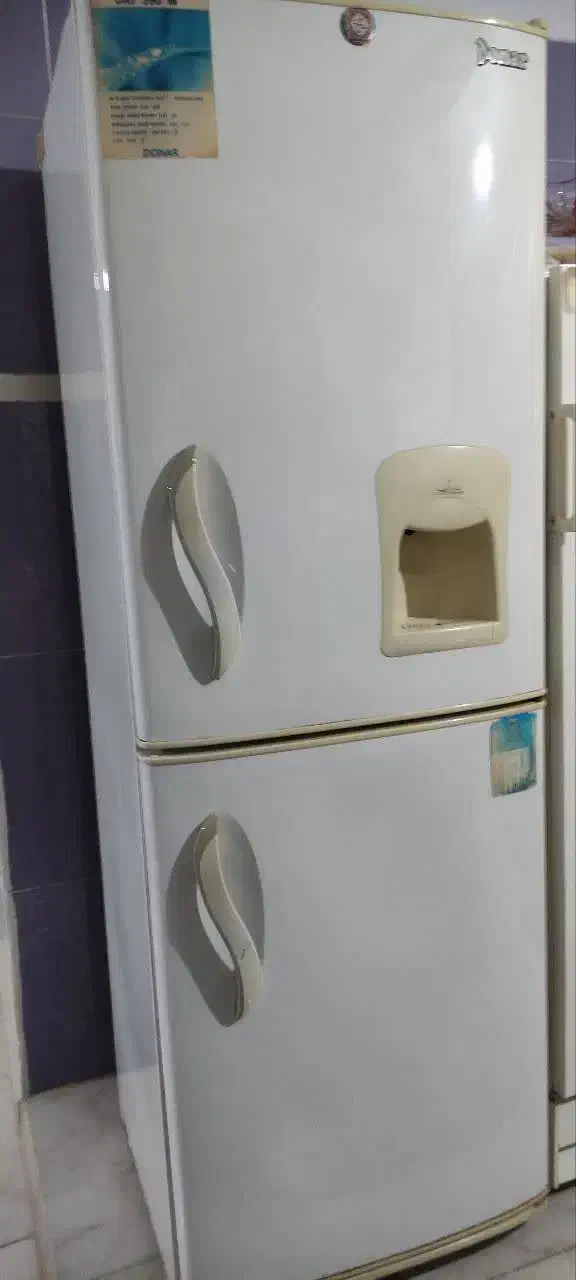 فروش دو یخچال|یخچال و فریزر|هشتگرد, فاز ۳ مهستان|دیوار