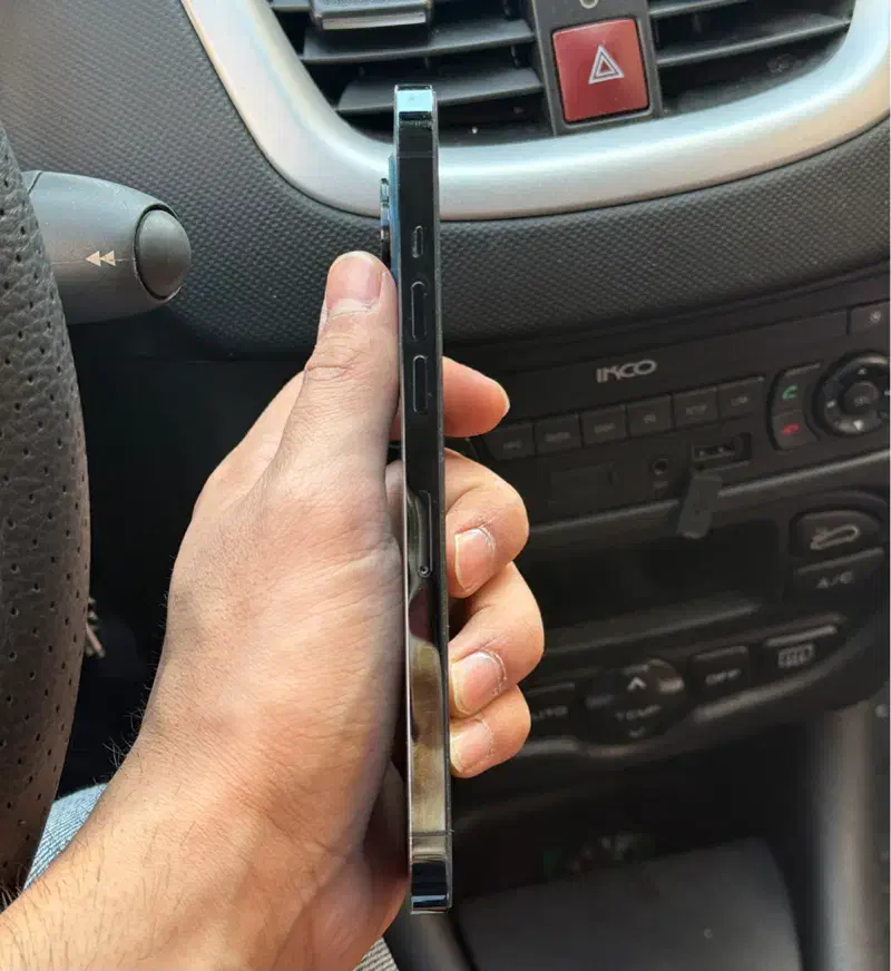 IPhone 12 ProMax|موبایل|اندیشه, اندیشه فاز ۳|دیوار