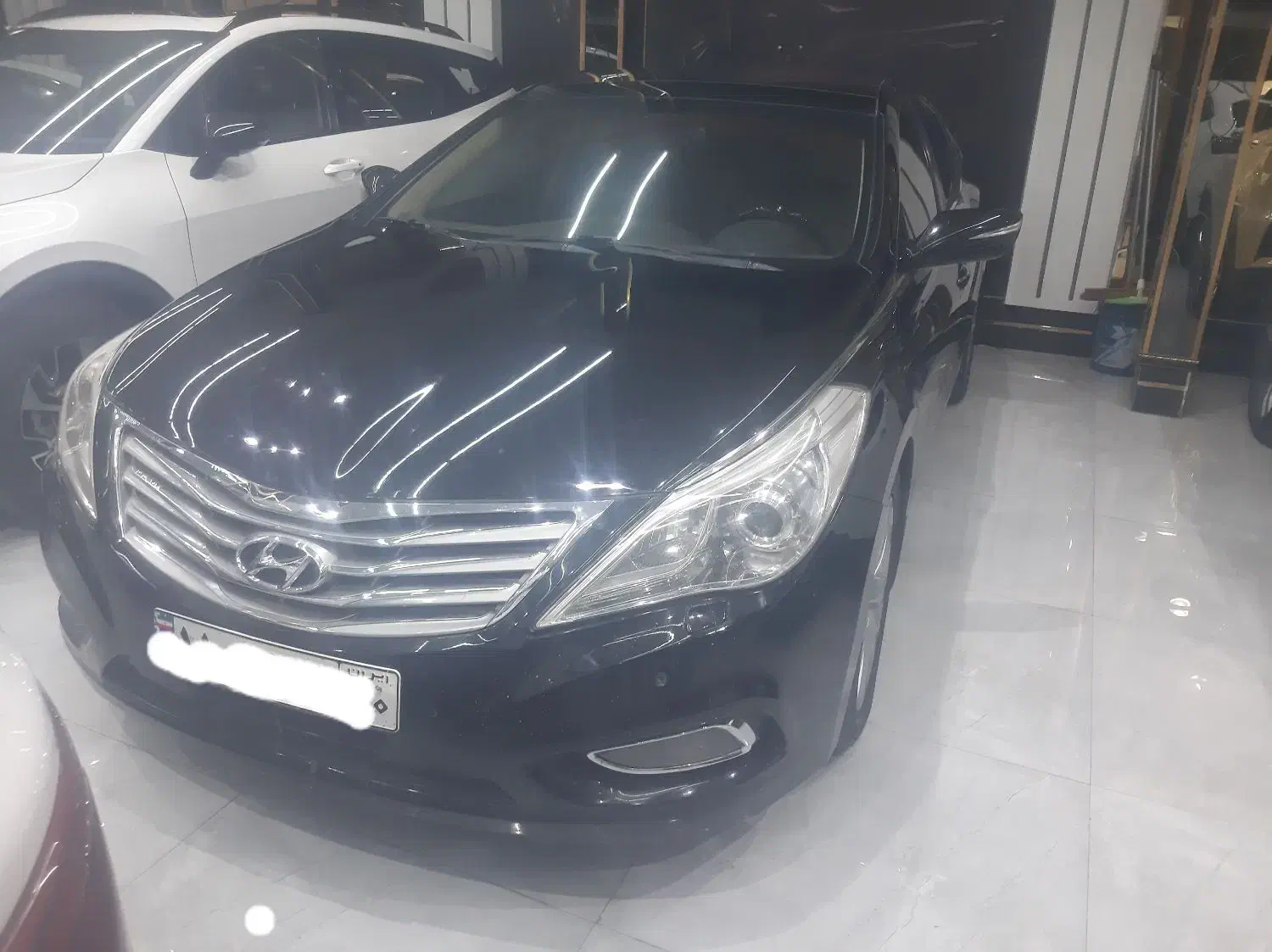 آزرا گرنجور مدل ۲۰۱۳|خودرو سواری و وانت|خرمآباد, |دیوار