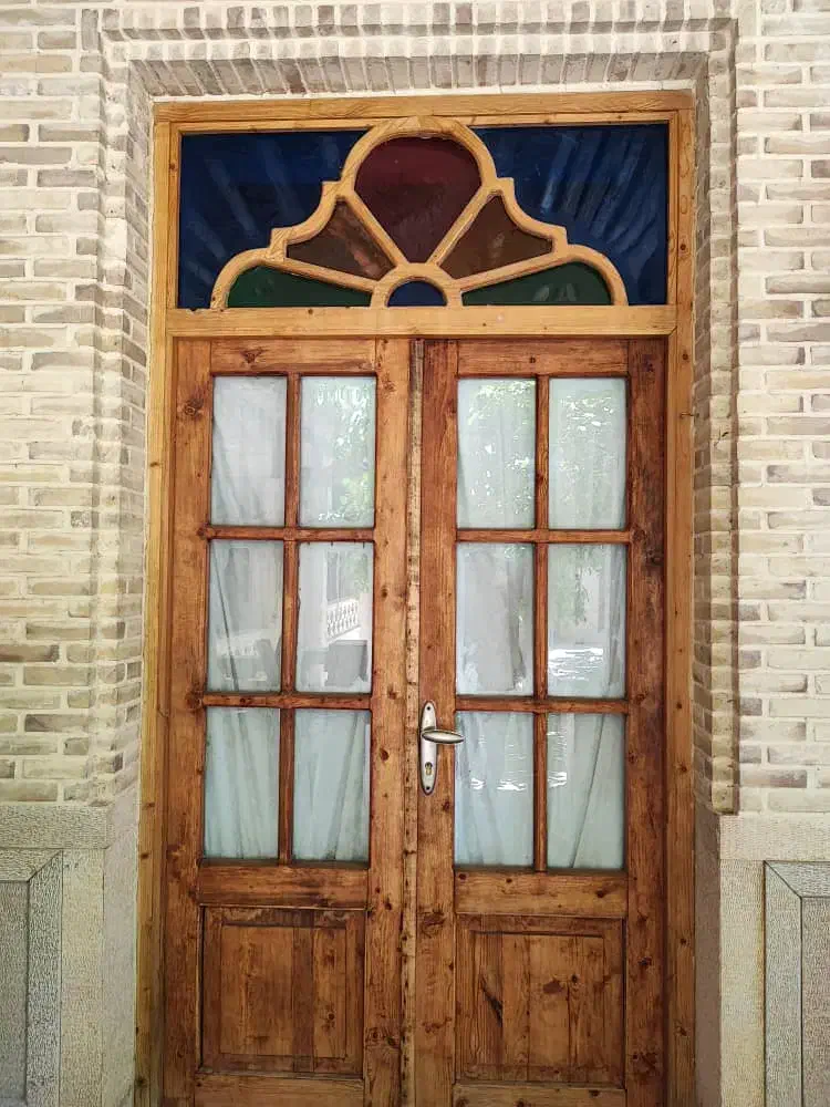 اجاره رستوران در 100متری آرامگاه کوروش(پاسارگاد)|اجارهٔ مغازه و غرفه|پاسارگاد, |دیوار