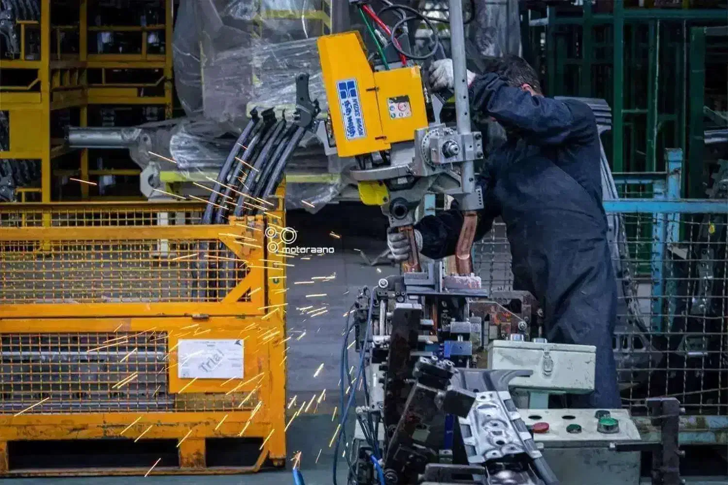 استخدام نیروی فنی در تولید و مونتاژ قطعات خودرو|استخدام صنعتی، فنی، مهندسی|لاهیجان, امیرشهید|دیوار