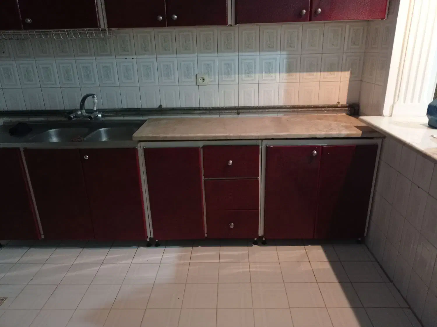 کابینت فلزی زمینی وهوایی.سینک|آب‌چکان و نظم‌دهنده ظروف|دشتابی, |دیوار