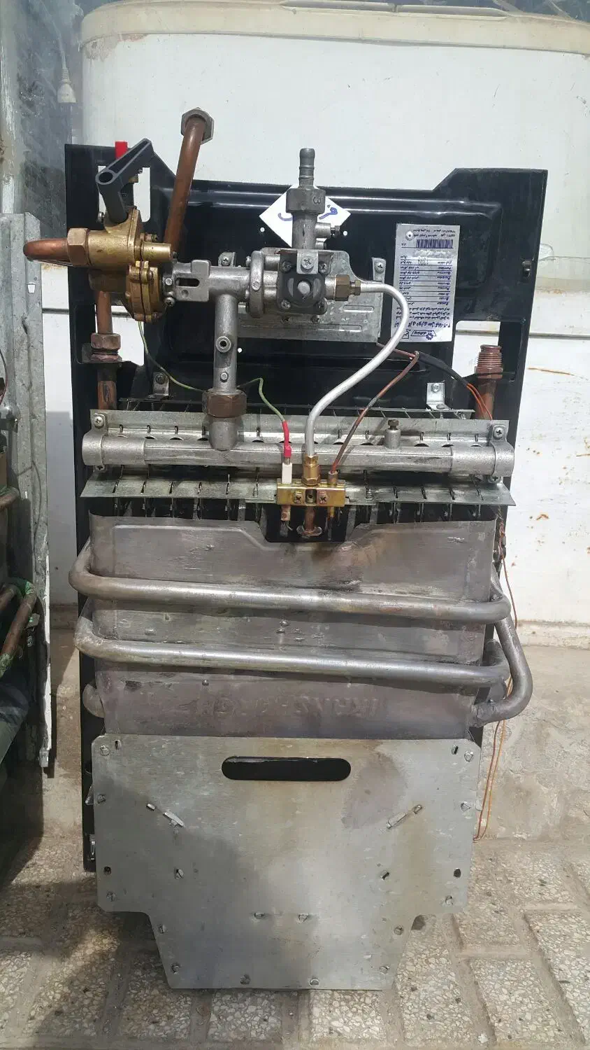 ابگرمکن دیواری|آبگرمکن، پکیج، شوفاژ|طرقبه, |دیوار