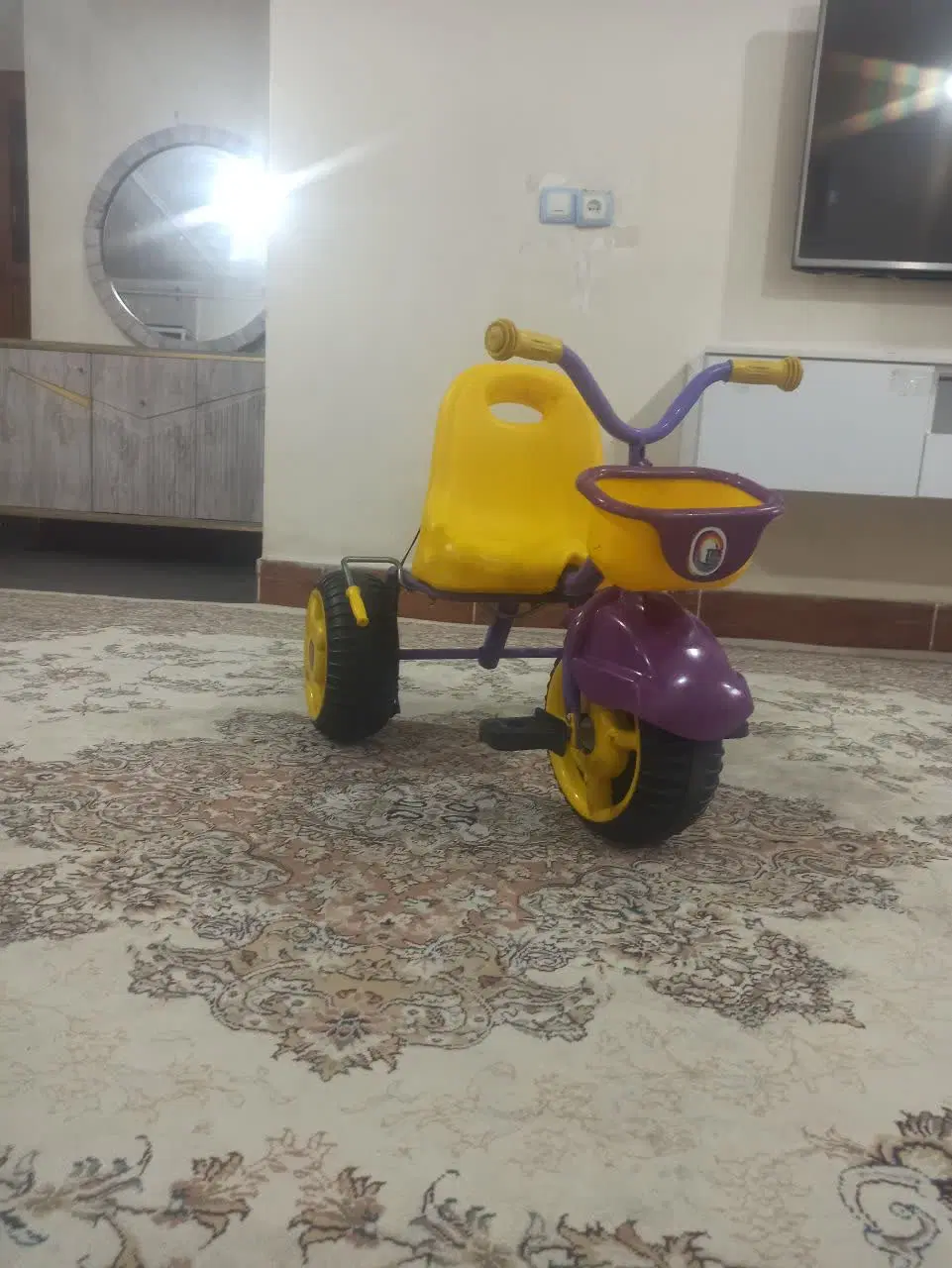 سه چرخه|دوچرخه، اسکیت، اسکوتر|اندیمشک, |دیوار