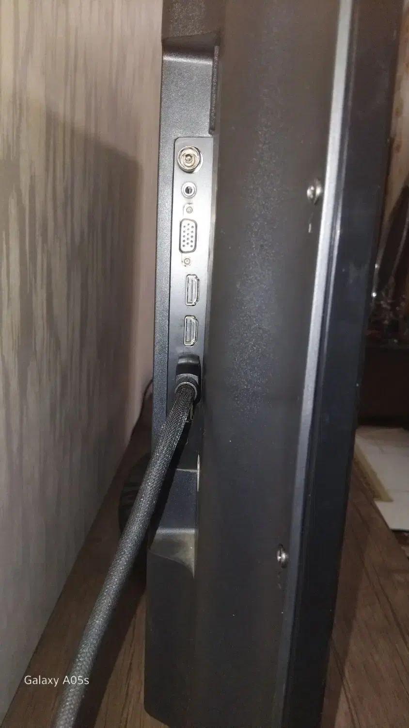 ال ای دی ۴۲مارشال|تلویزیون و پروژکتور|رشت, باهنر|دیوار