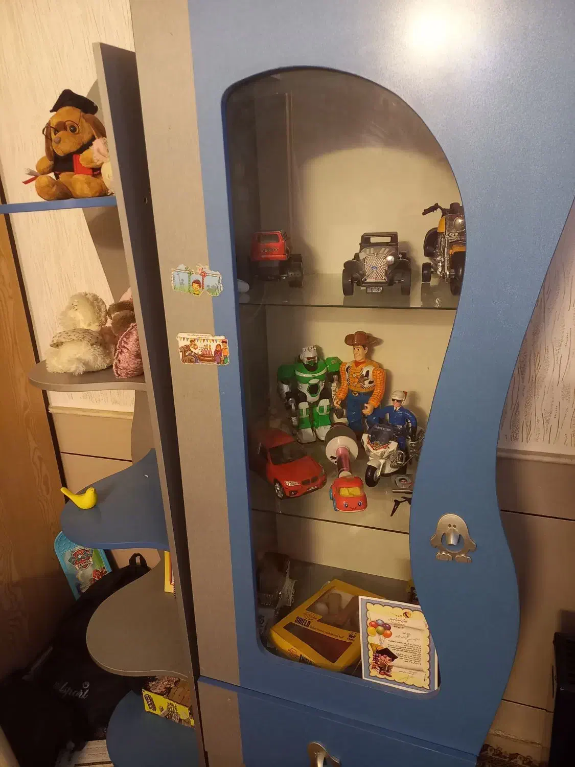 تخت خواب وکمد لباس|تخت و سرویس خواب|کاشان, راوند|دیوار