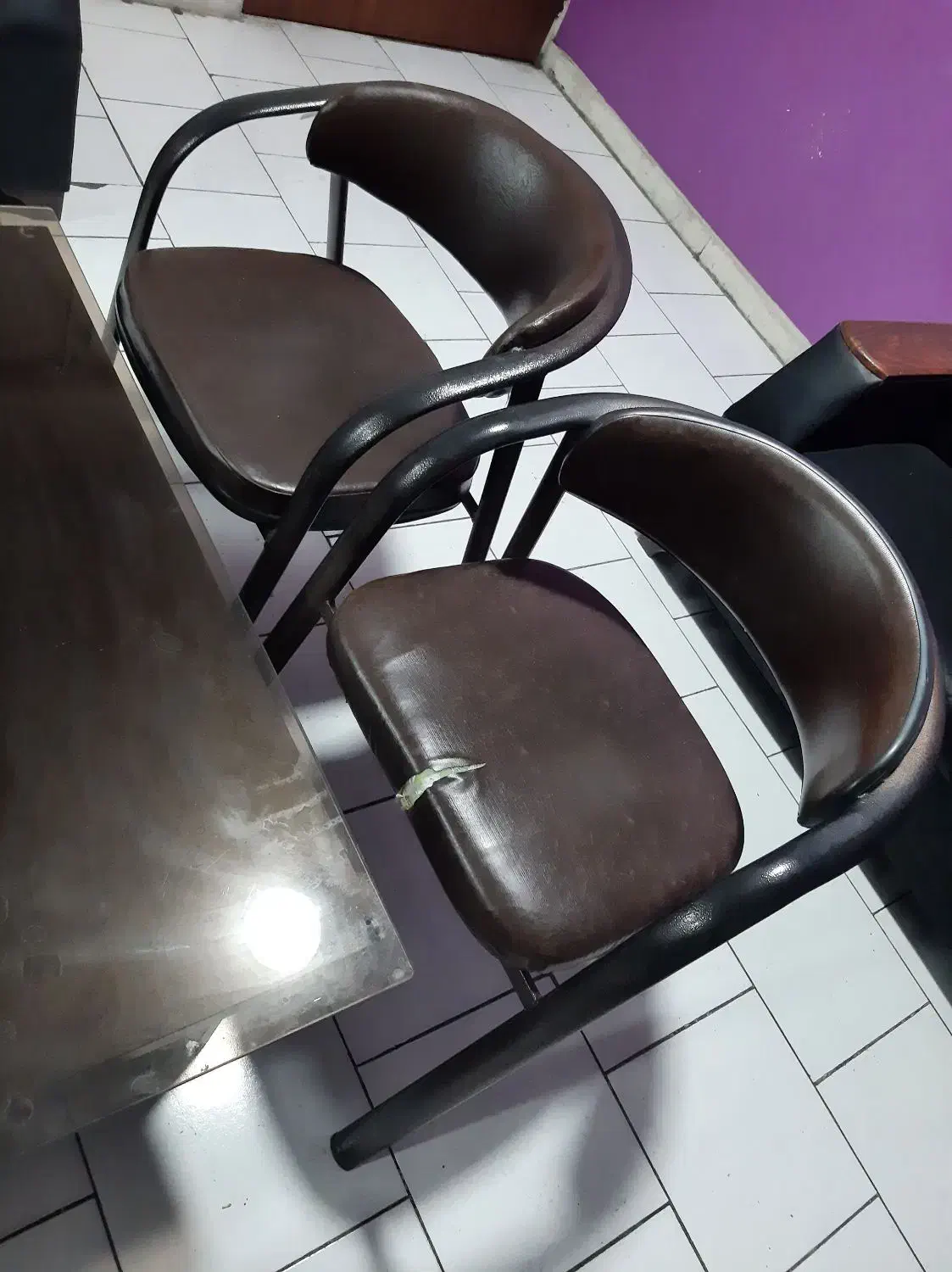 صندلی کنفرانس به همراه میز عسلی|مبلمان اداری|تهران, جمالزاده|دیوار