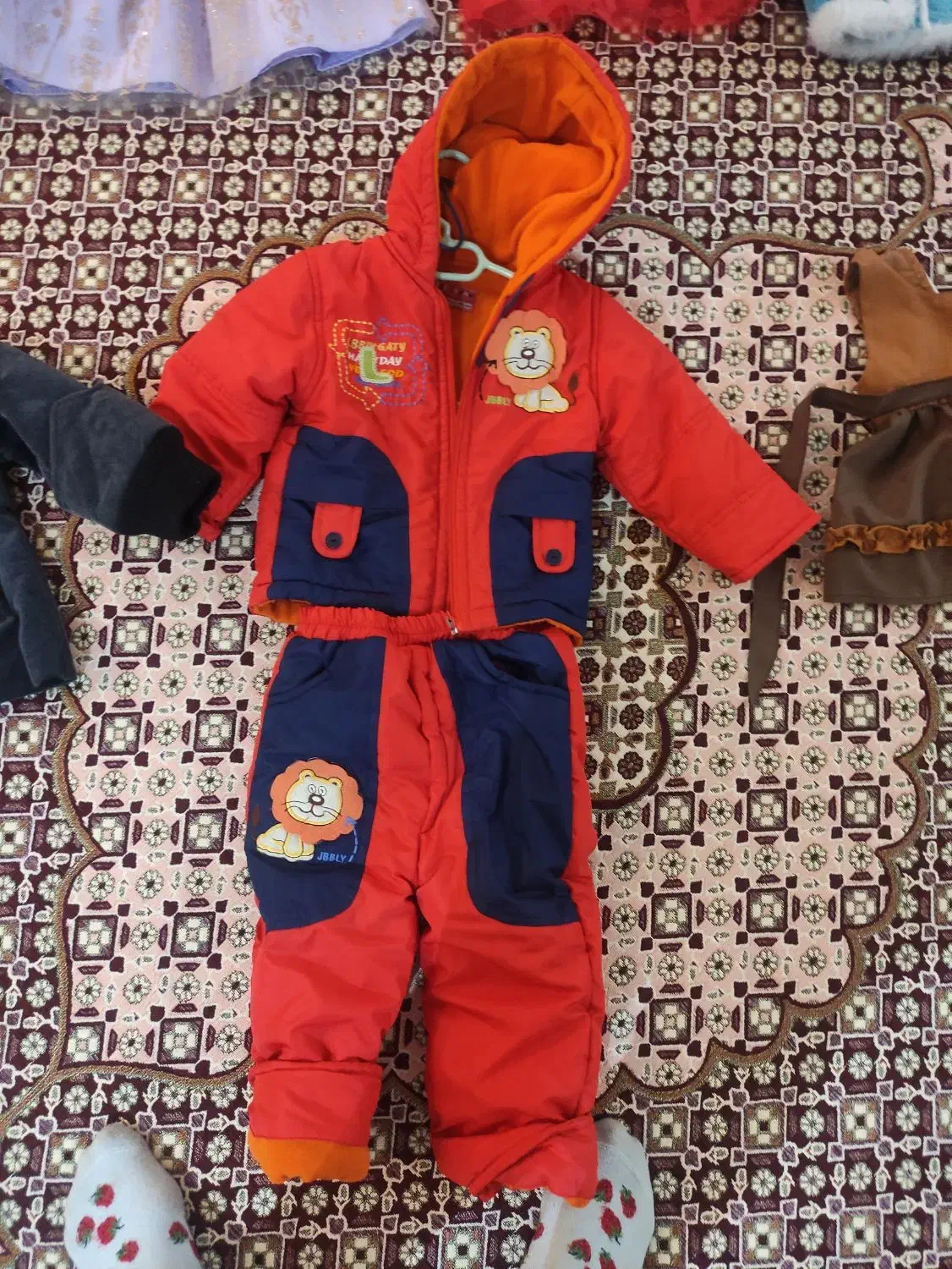 در حد نو|لباس|مرند, |دیوار