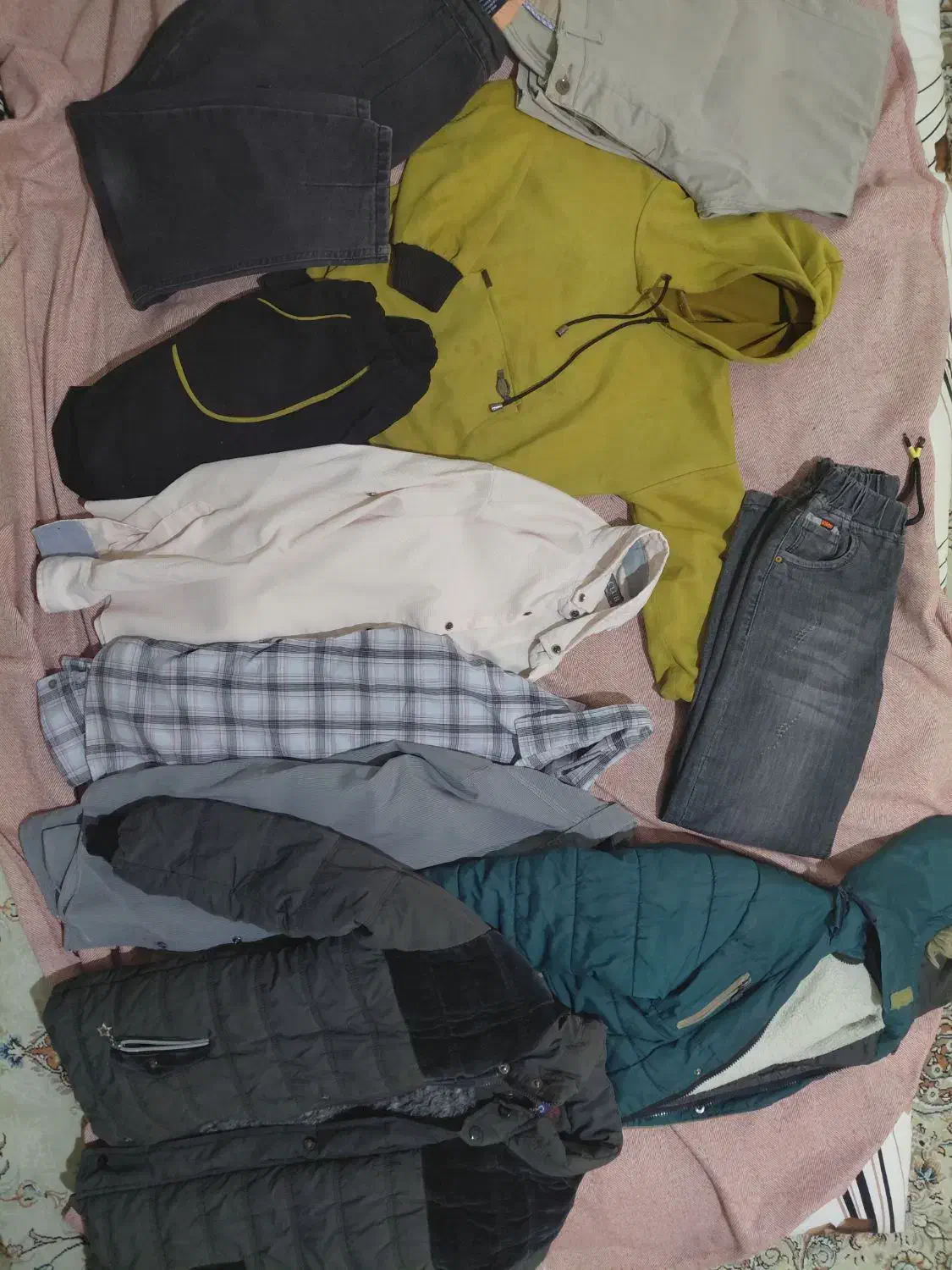 لباس پسرانه|لباس|شیروان (خراسان), |دیوار