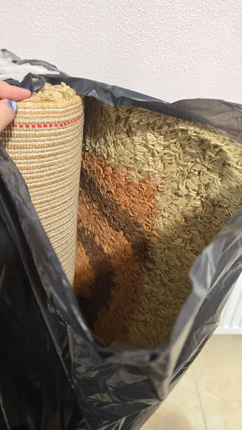 قالی|فرش|شاهین‌شهر, خانه کارگر|دیوار