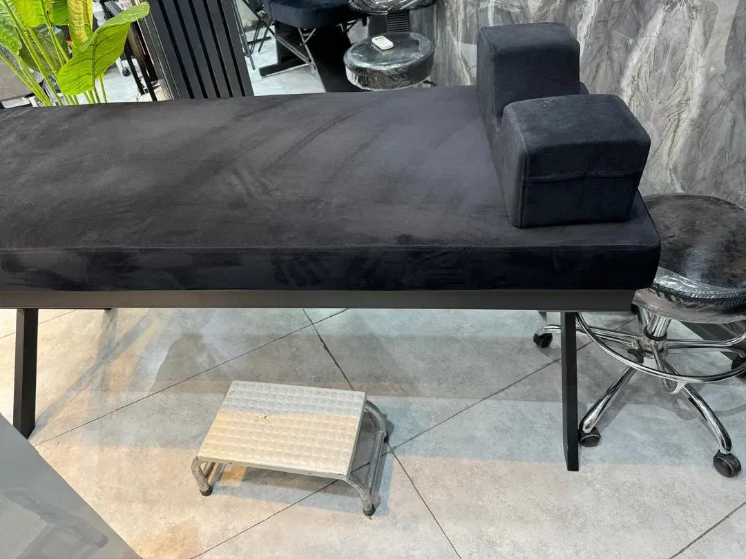 تخت مژه و فشیال|آرایشگاه و سالن‌های زیبایی|ری, دیلمان|دیوار