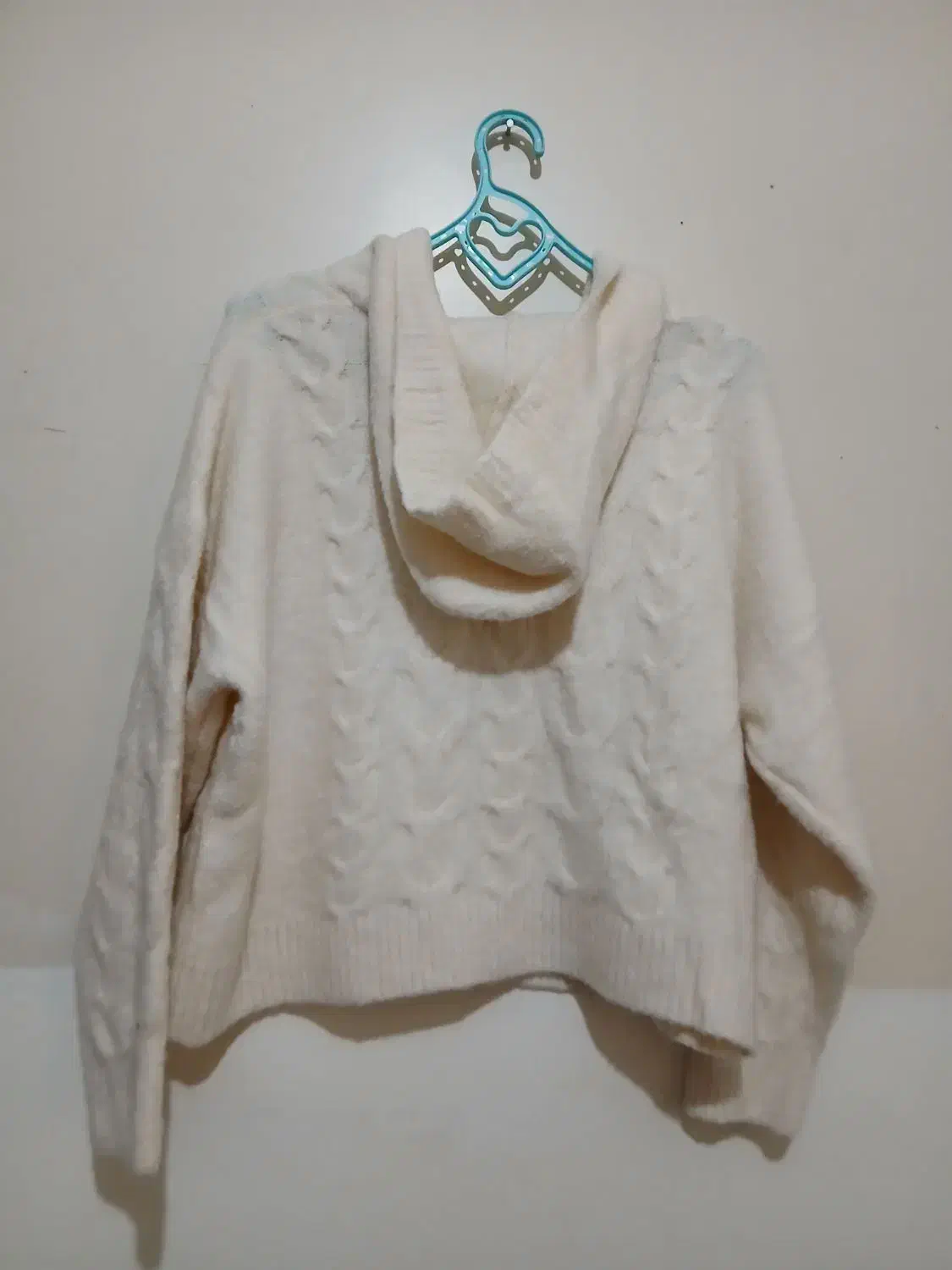 بافت کلاه دار نو|لباس|شاهینشهر, خبرنگار|دیوار