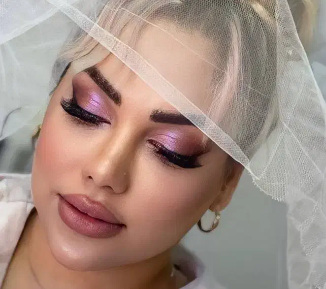 مدل رنگ و لایت ، میکاپ،کراتین و پروتئین تراپی|خدمات آرایشگری و زیبایی|رشت, معلم|دیوار