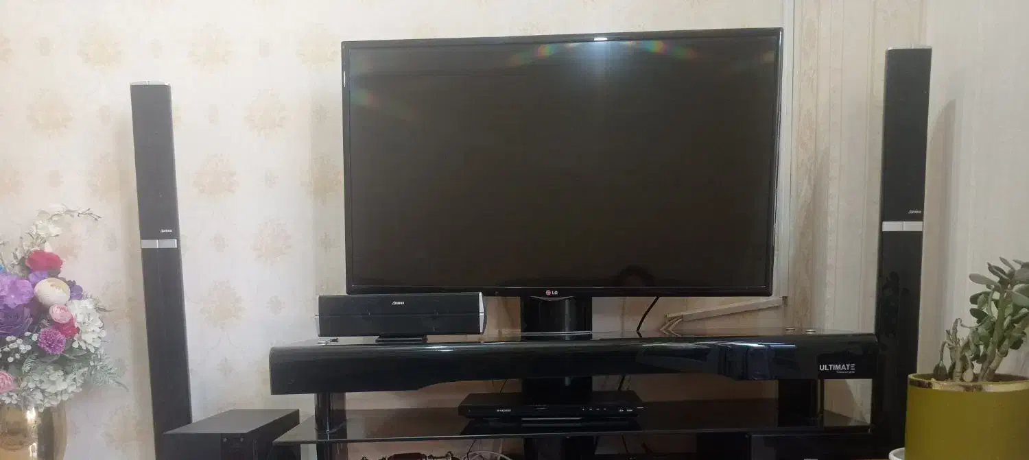 کابینت و میز|میز تلویزیون|بروجن, |دیوار