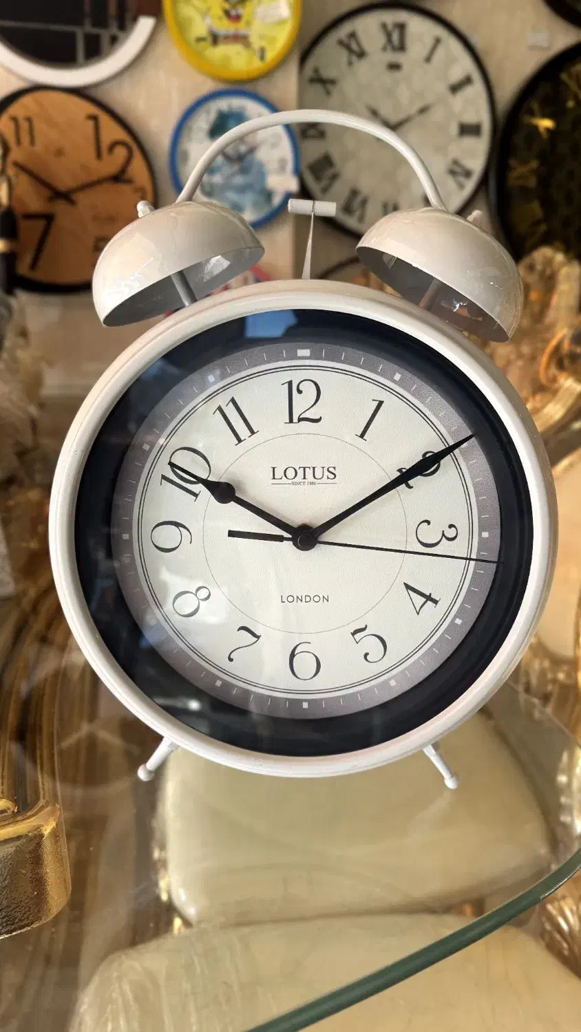 ساعتهای رومیزی در طرح های مختلف|ساعت دیواری و تزئینی|رشت, گلباغ نماز|دیوار