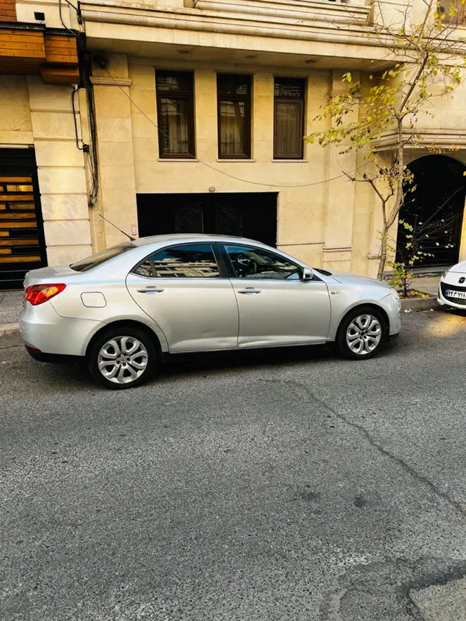 ام جی۵۵۰مدل۲۰۱۰|خودرو سواری و وانت|تهران, شهرک پرواز|دیوار