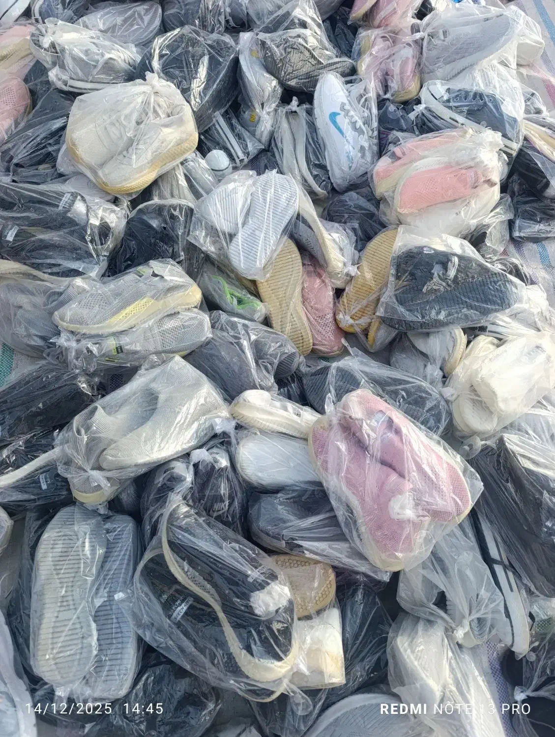 حدود 350جفت کتونی مردانه زنانه بچگانه یکجا|کیف، کفش، کمربند|سبزوار, جوادیه شرقی|دیوار