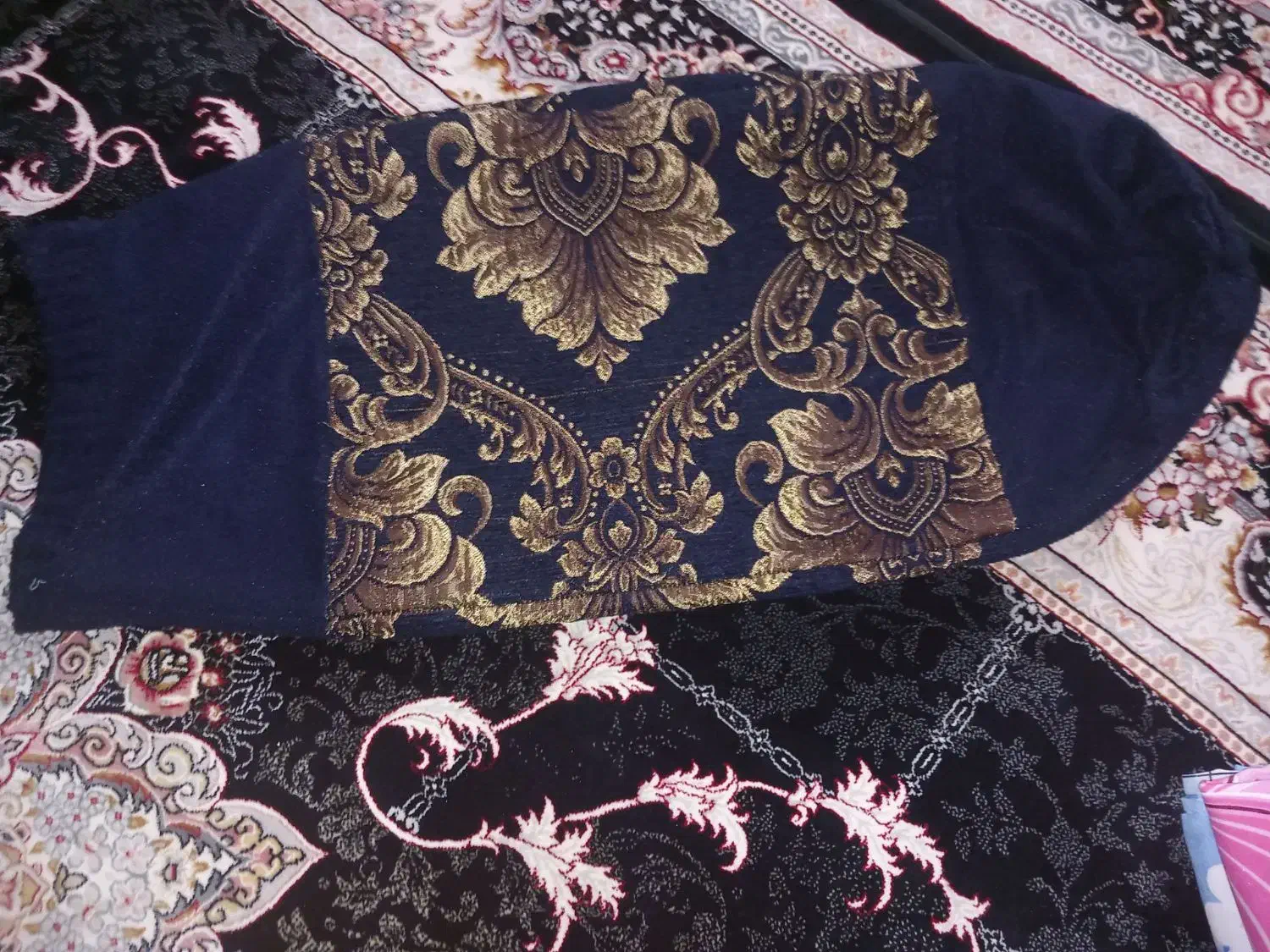 روبالشتی|تشک تختخواب|کرمانشاه, |دیوار