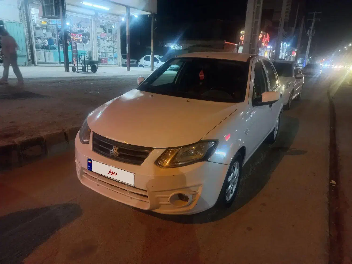 ساینا سفید|خودرو سواری و وانت|بندر امام خمینی, |دیوار